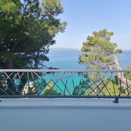 Apartmani Mares - 20 M From The Beach เบรลา ภายนอก รูปภาพ