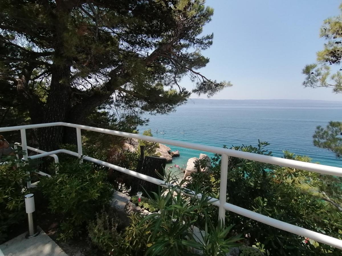 Apartmani Mares - 20 M From The Beach เบรลา ภายนอก รูปภาพ