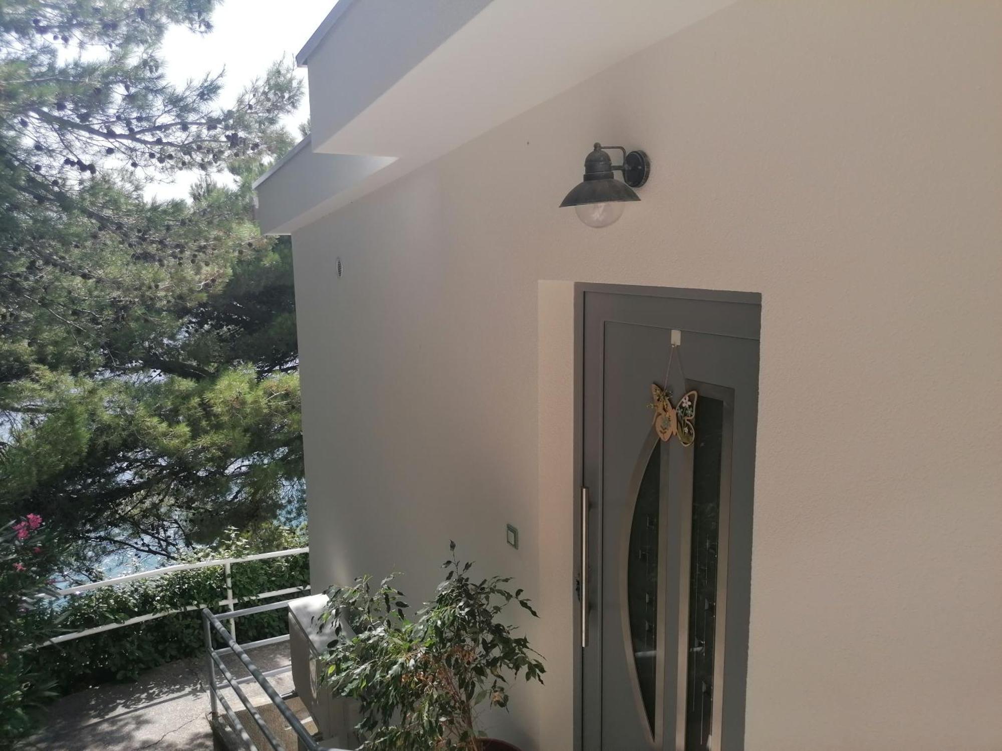 Apartmani Mares - 20 M From The Beach เบรลา ภายนอก รูปภาพ
