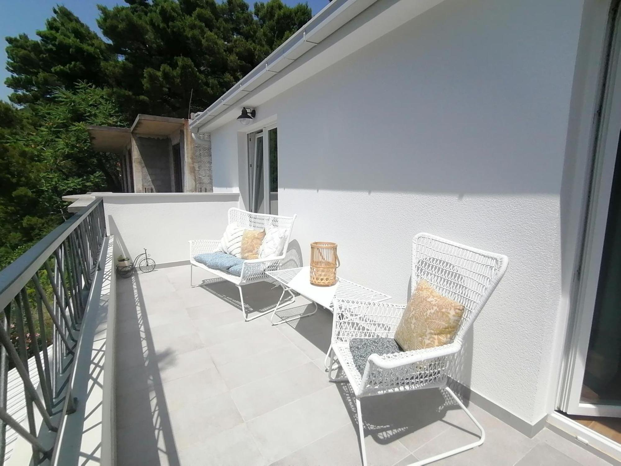 Apartmani Mares - 20 M From The Beach เบรลา ภายนอก รูปภาพ