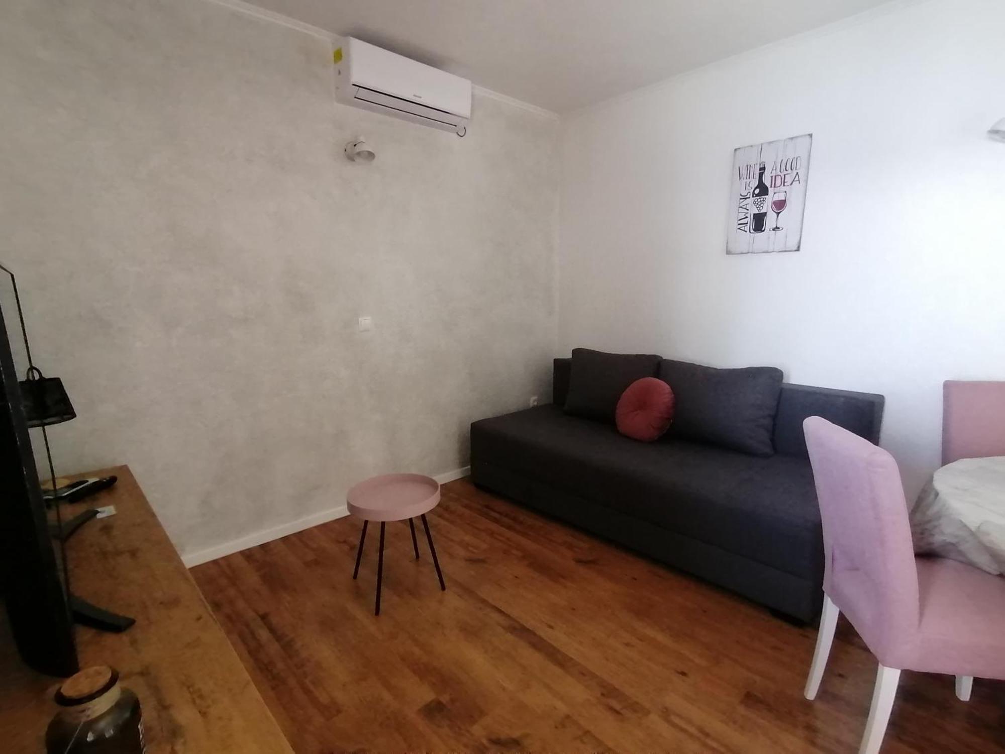 Apartmani Mares - 20 M From The Beach เบรลา ห้อง รูปภาพ